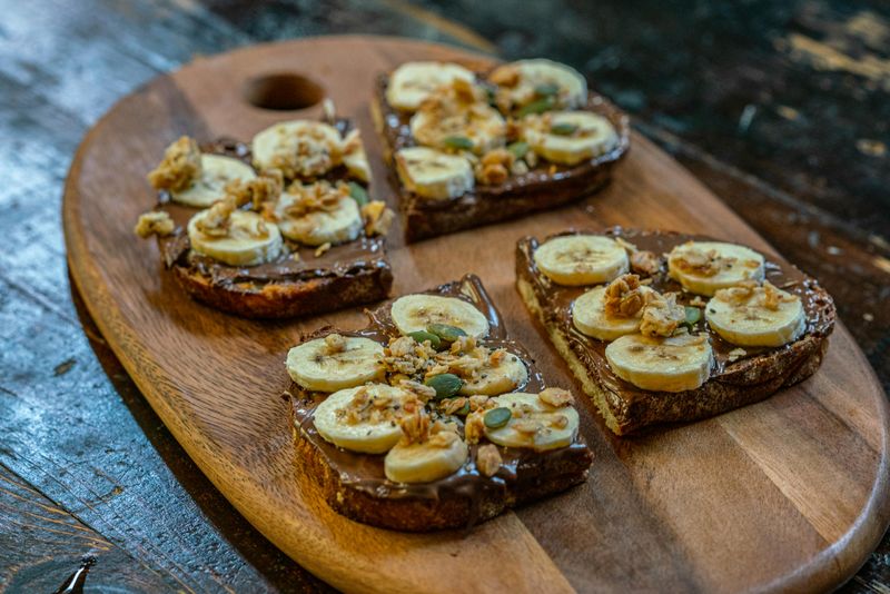 Nutella toast dessert