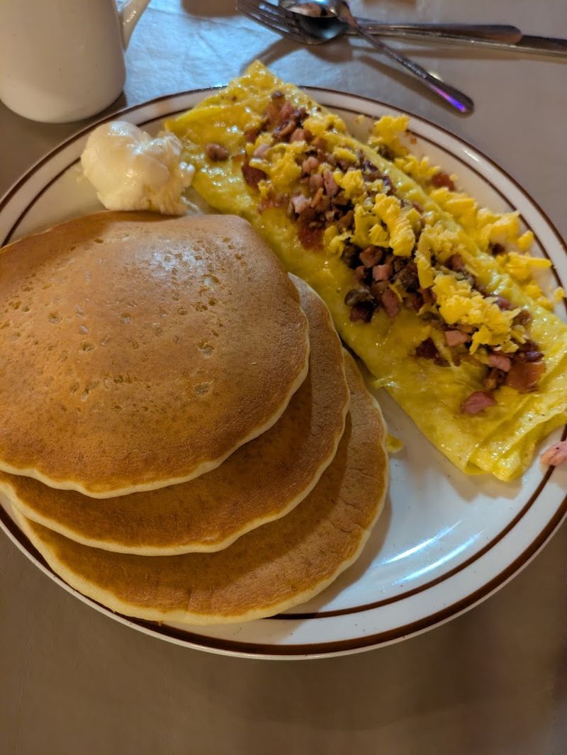 Omelets So Good They Deserve Their Own Fan Club