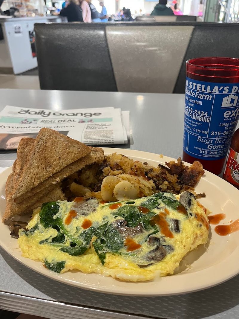 Omelettes That Regulars Can't Stop Raving About Omelettes That Regulars Can't Stop Raving About