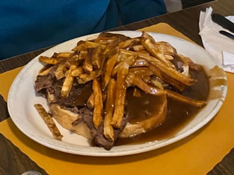 Open-Faced Roast Beef and Gravy