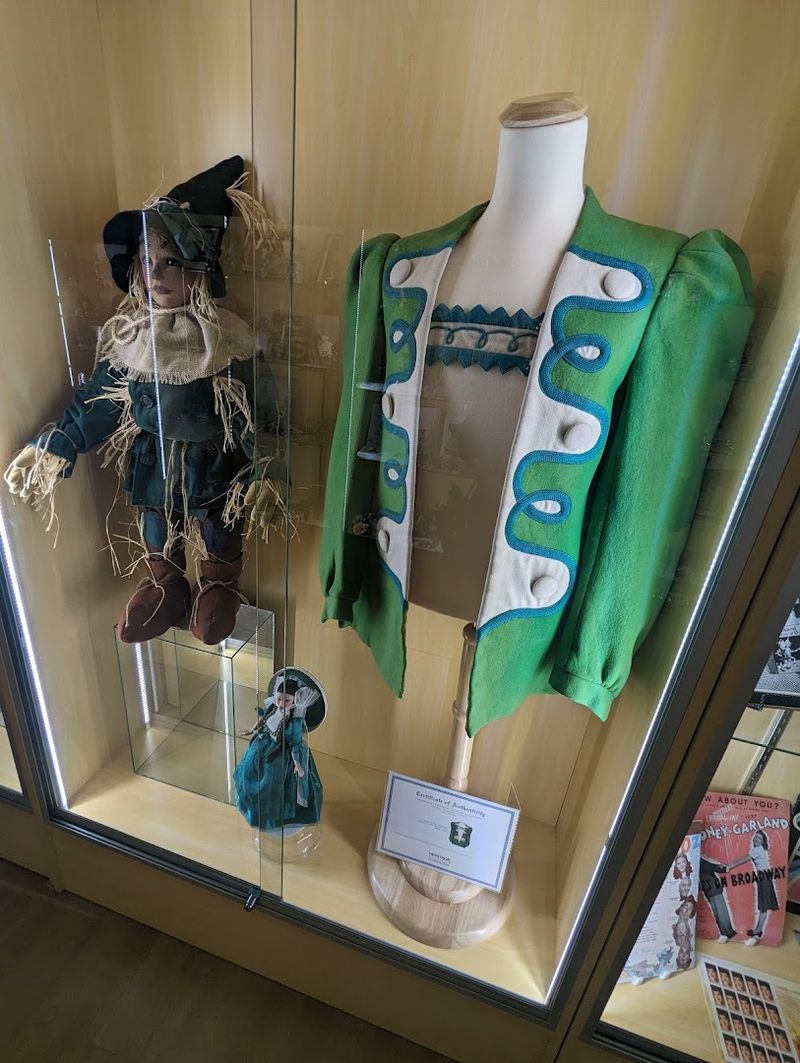 Original Props and Costumes From the 1939 Film