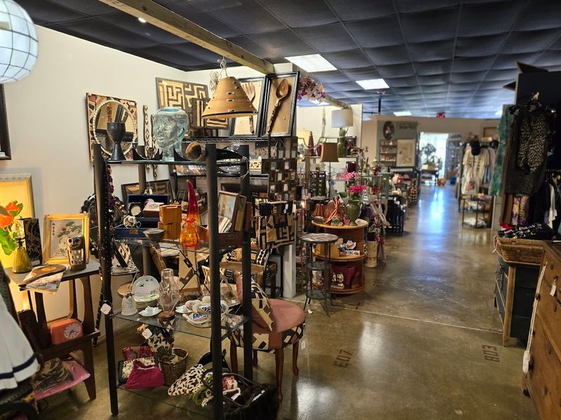 Over 100 Vendor Booths With Something for Everyone