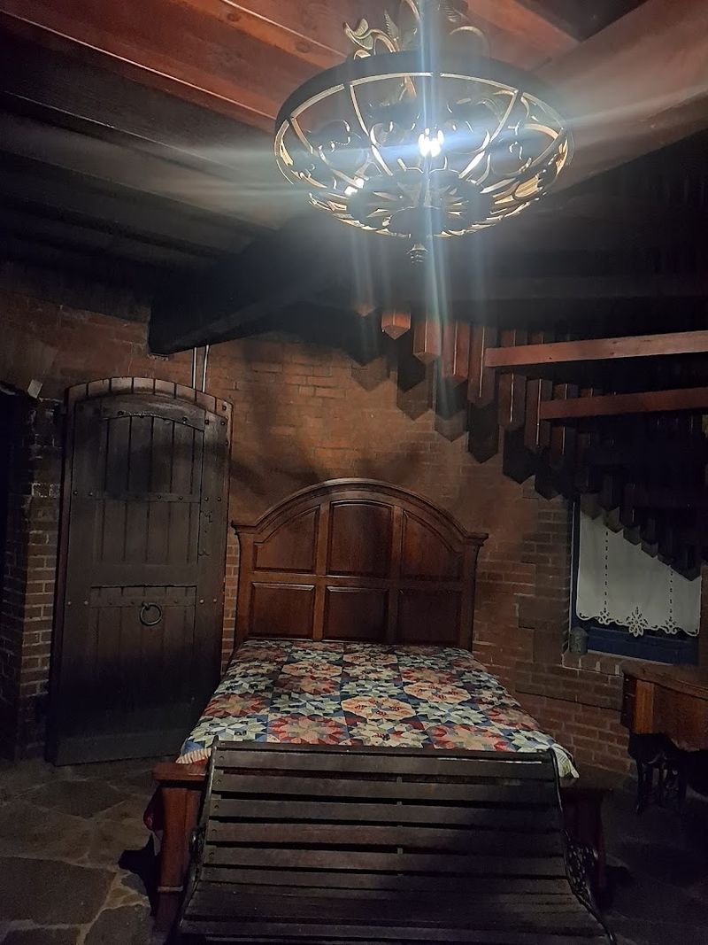 Overnight Stays in the King's Chamber