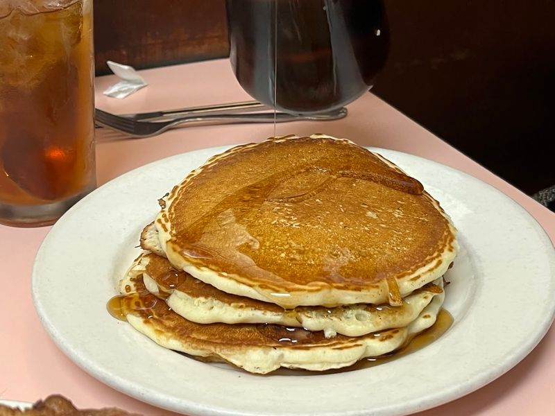 Pancakes and Omelets That Nail the Morning Shift