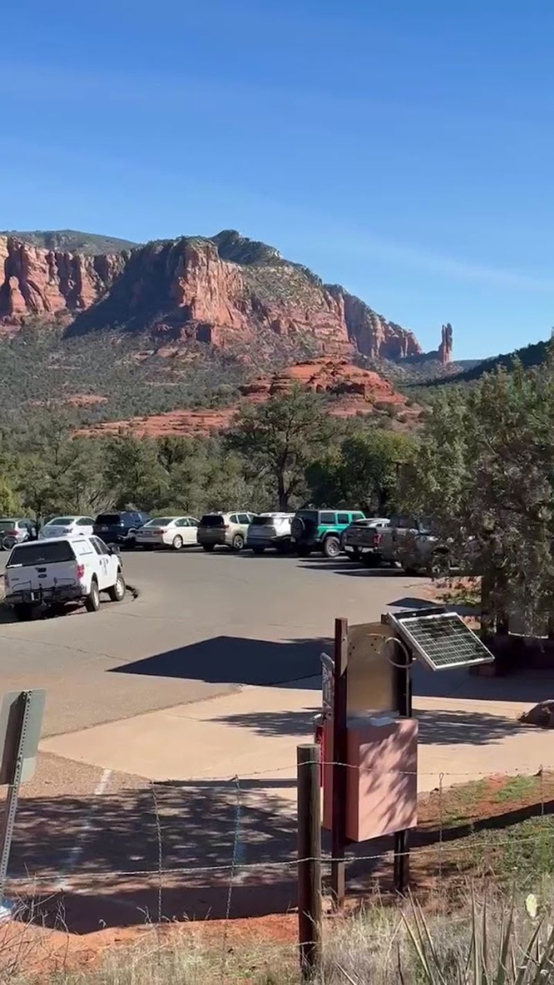 Parking and Getting to the Trailhead Parking and Getting to the Trailhead