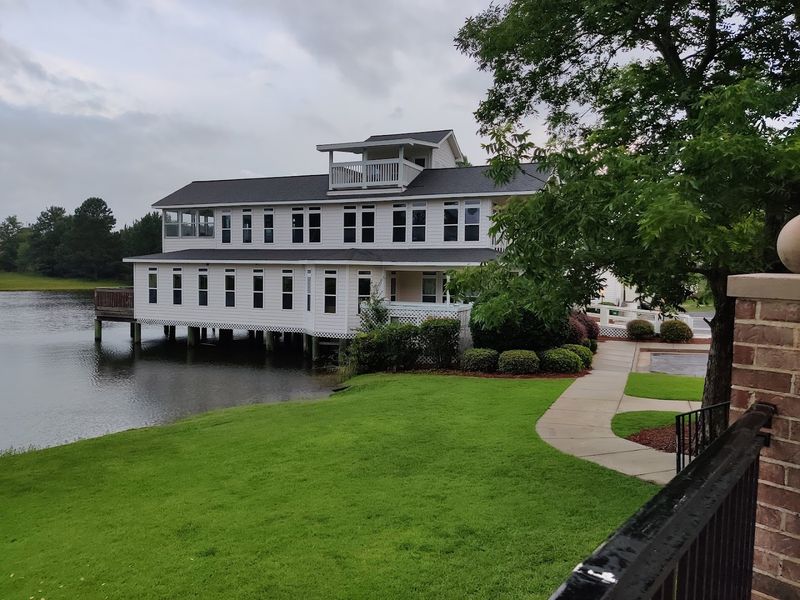 Peaceful Neighborhoods Perfect for Evening Walks