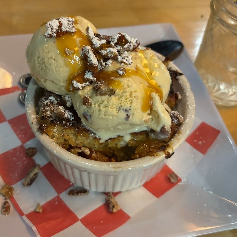 Peach Cobbler Sundae That Ends the Night Right
