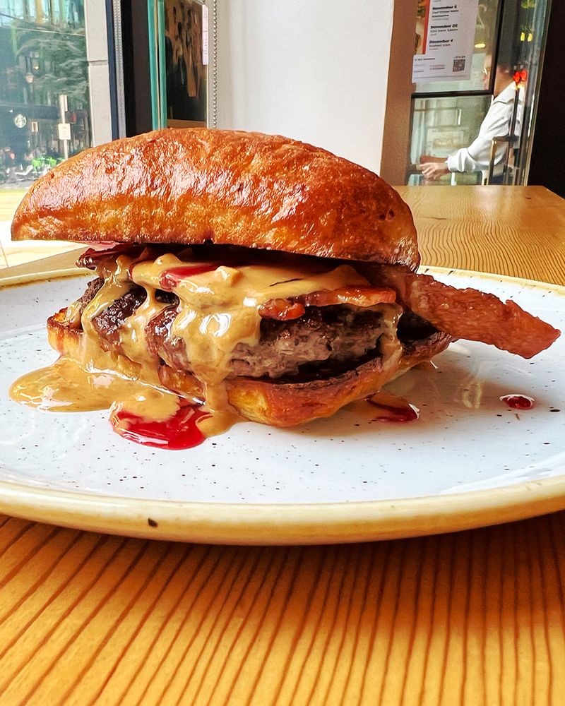 Peanut Butter Burger - Multiple regional diners