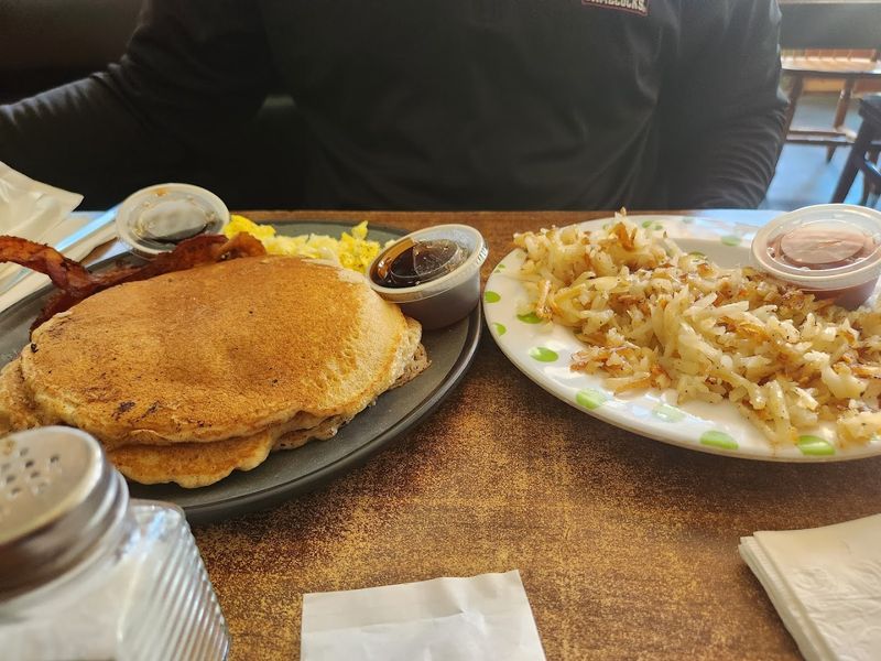 Pecan Pancakes and Other Comfort Food Classics