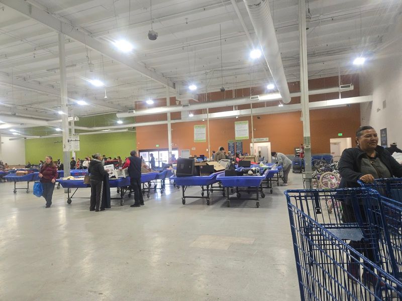 People Watching and the Social Side of Outlet Shopping