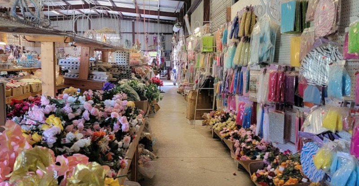 People across Florida visit this indoor flea market for its unbelievably good deals