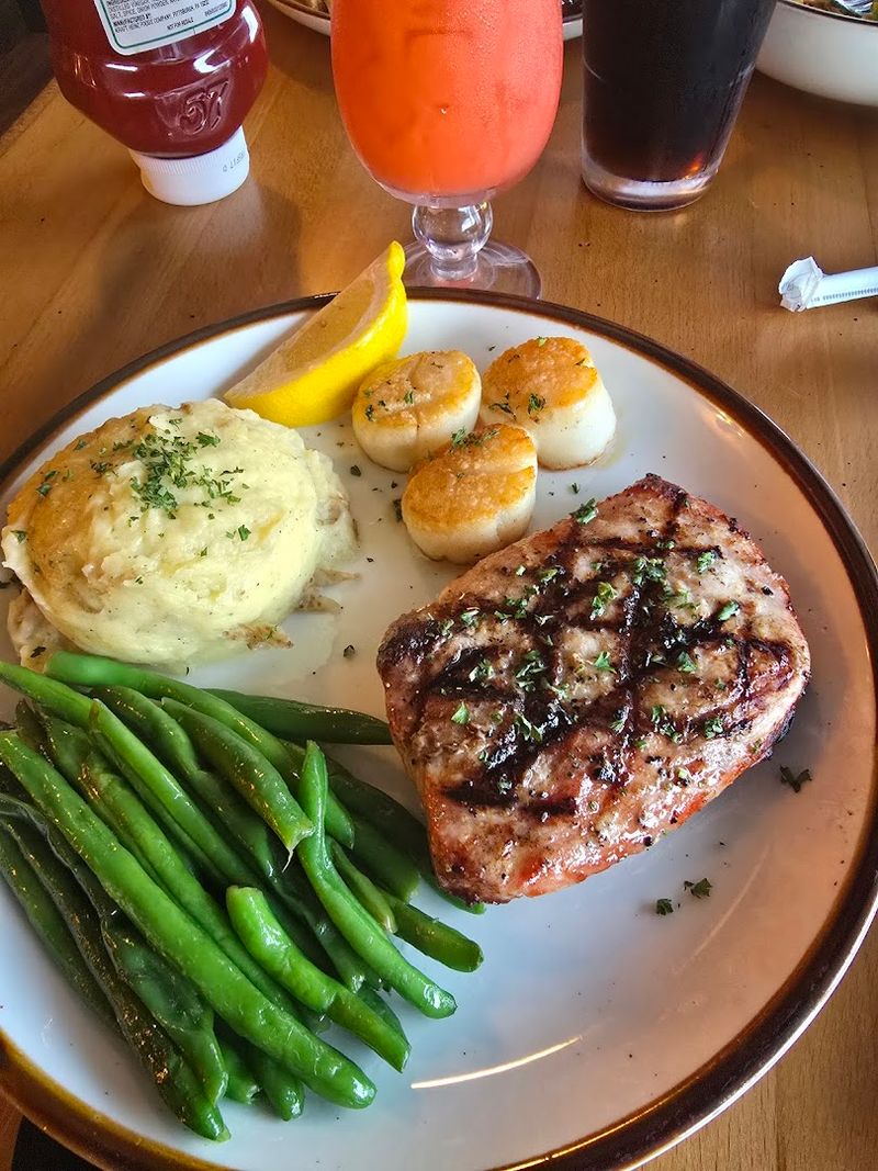 Perfectly Cooked Pork Chops Worth Talking About