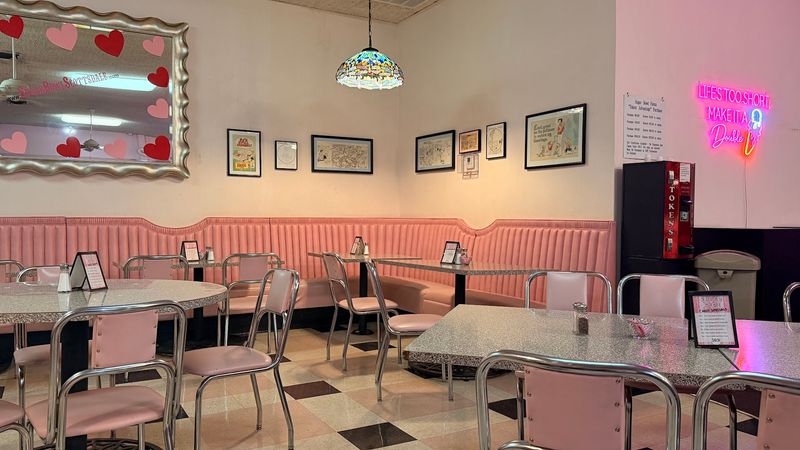 Pink Walls and Retro Vibes That Turn Back the Clock