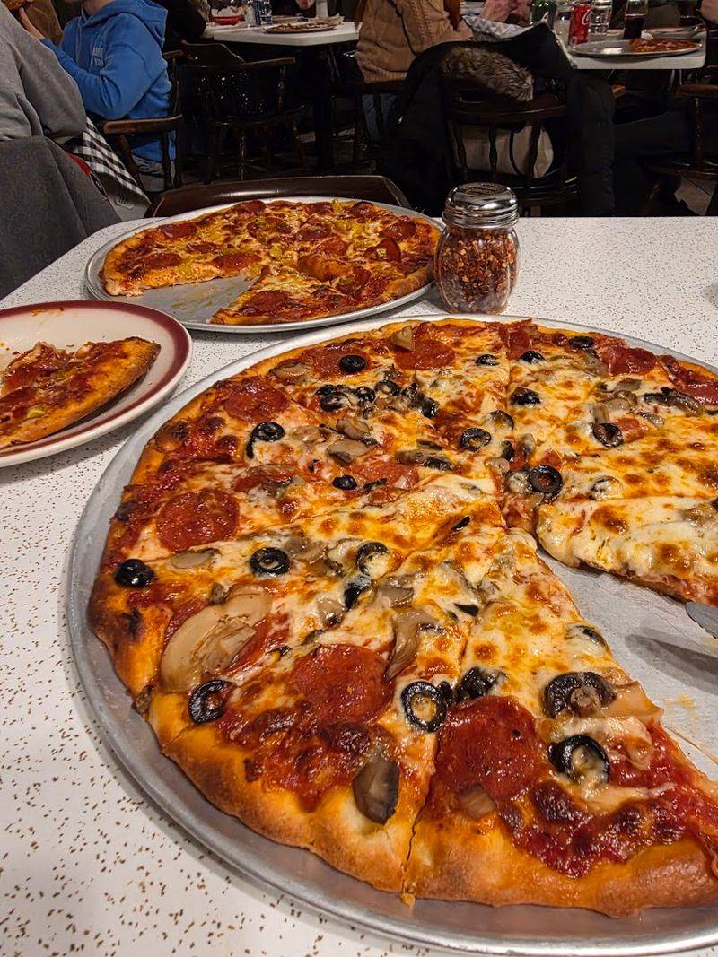 Pizza With a Crust Worth Talking About