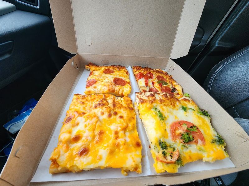Pizza by the Slice: A Surprising Lunchtime Win