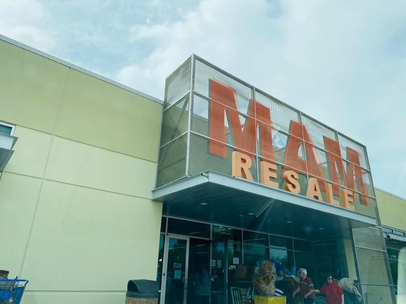 Plenty of Parking and Convenient Houston Location