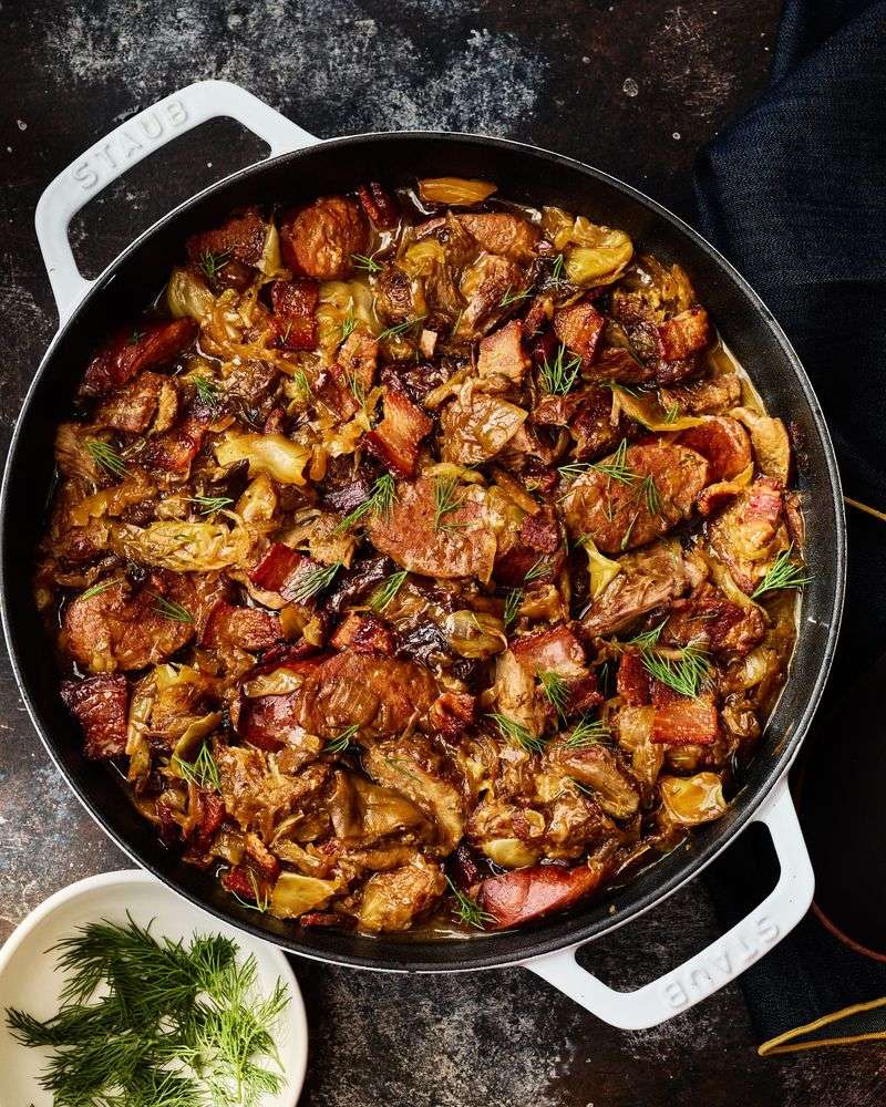 Polish bigos