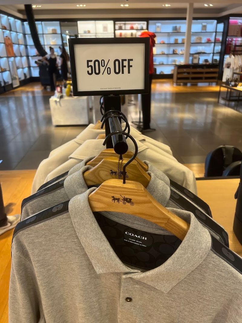 Polo Ralph Lauren Factory Store: Preppy Style at Outlet Prices Polo Ralph Lauren Factory Store: Preppy Style at Outlet Prices