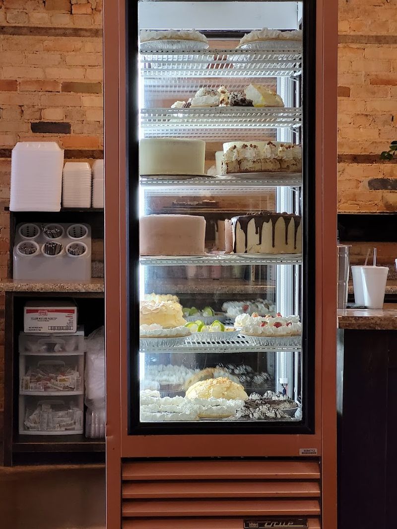Pound Cake Samples Before Your Meal Even Arrives