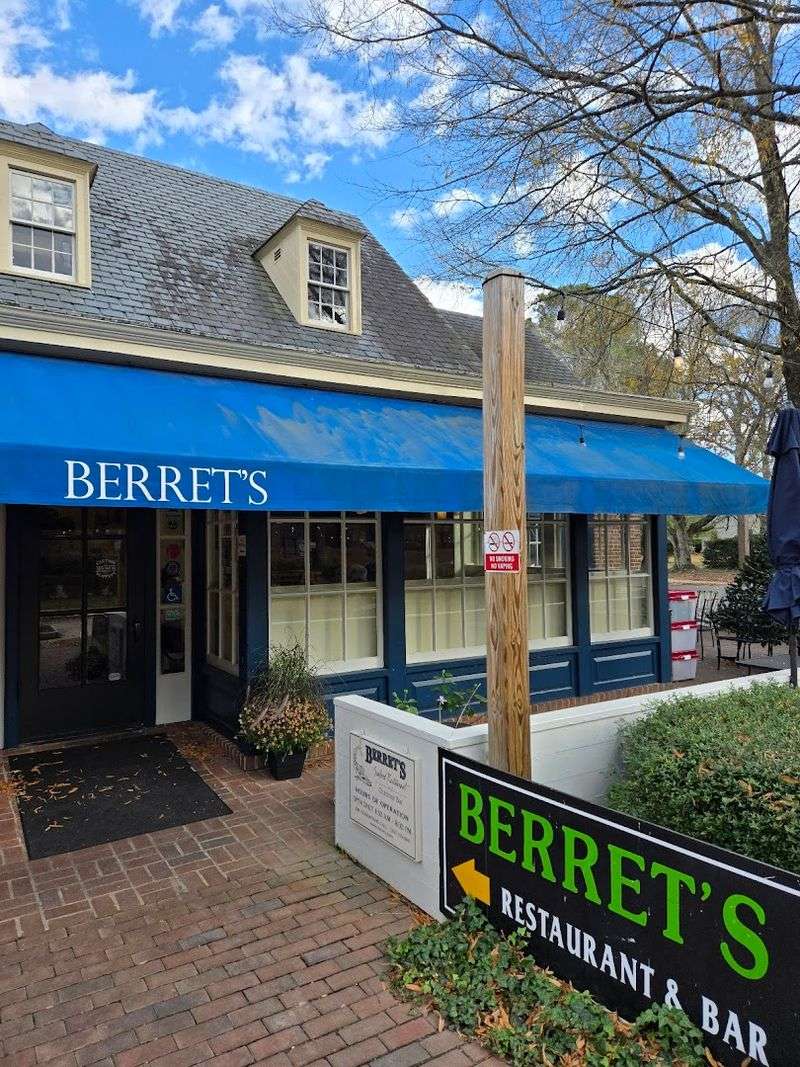 Prime Location Near Colonial Williamsburg and William and Mary Prime Location Near Colonial Williamsburg and William and Mary