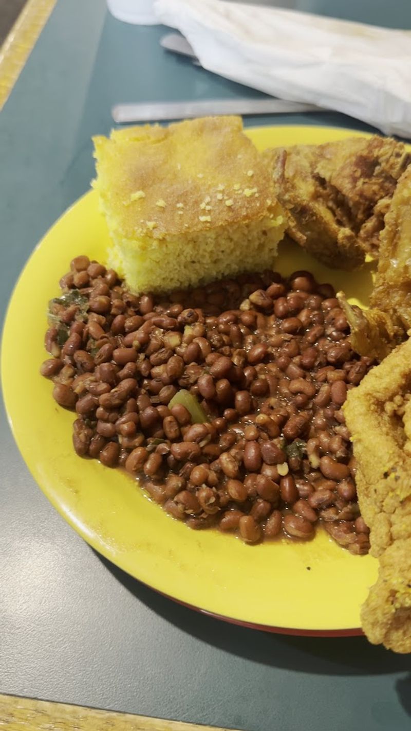 Pulled Pork and Baked Beans That Complete the Plate
