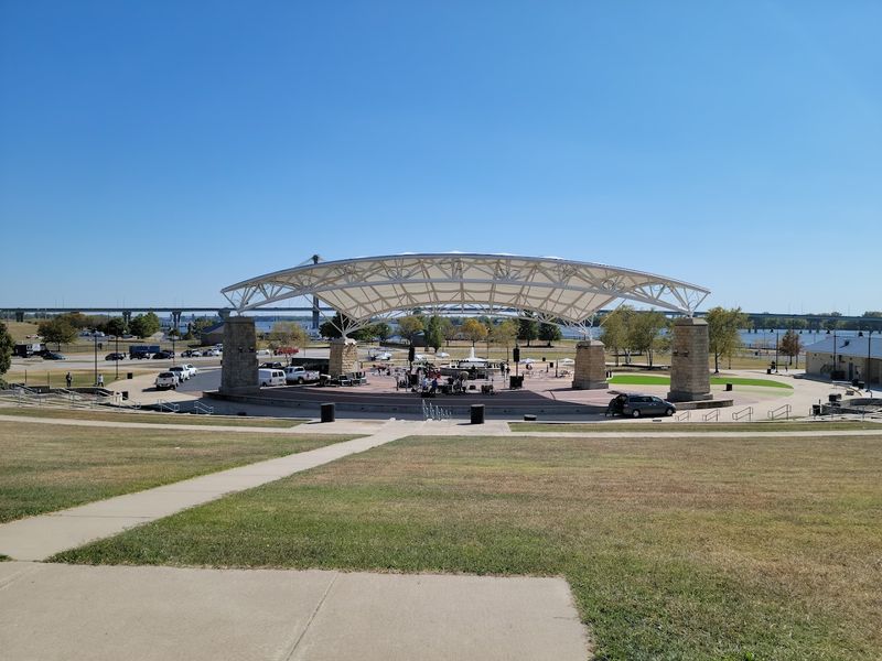 Raging Rivers Waterpark