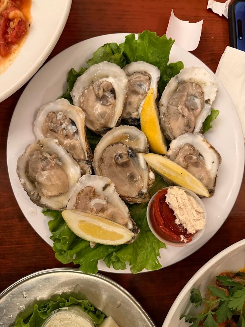 Raw Oysters and Oyster Shooters: A Phil's Tradition