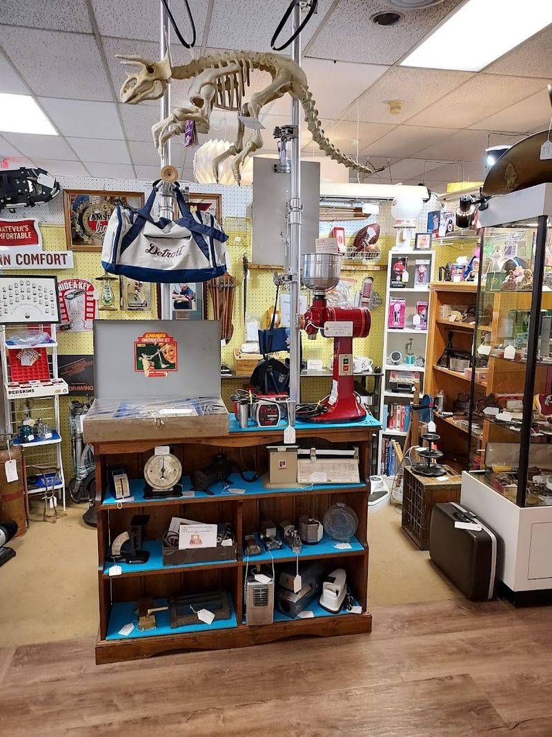 Retro Toys, Comic Books, and Childhood Memories on Every Shelf Retro Toys, Comic Books, and Childhood Memories on Every Shelf