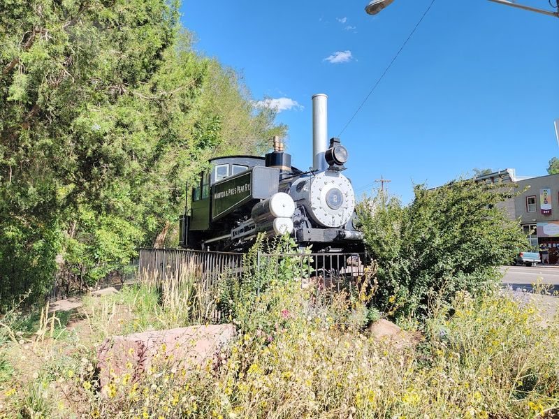Riding the Pikes Peak Cog Railway