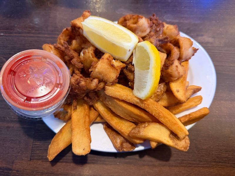 Ringy Dingy Calamari That Earns Its Hype
