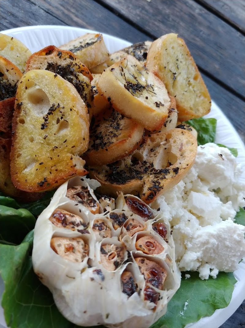 Roasted Garlic and Texas Goat Cheese Appetizer Worth the Hype