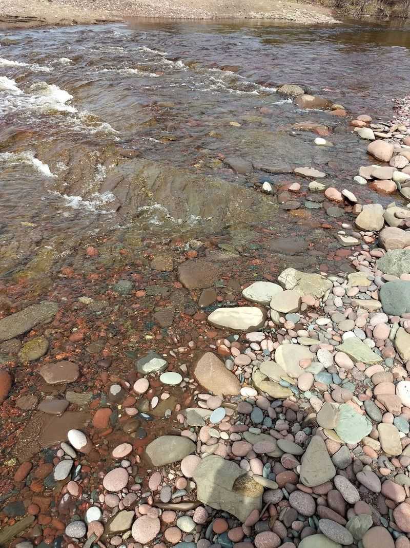 Rock Sifting and Digging Techniques
