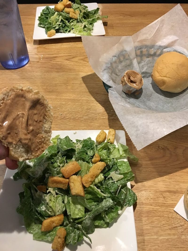 Rolls With Cinnamon Butter That Seal the Deal