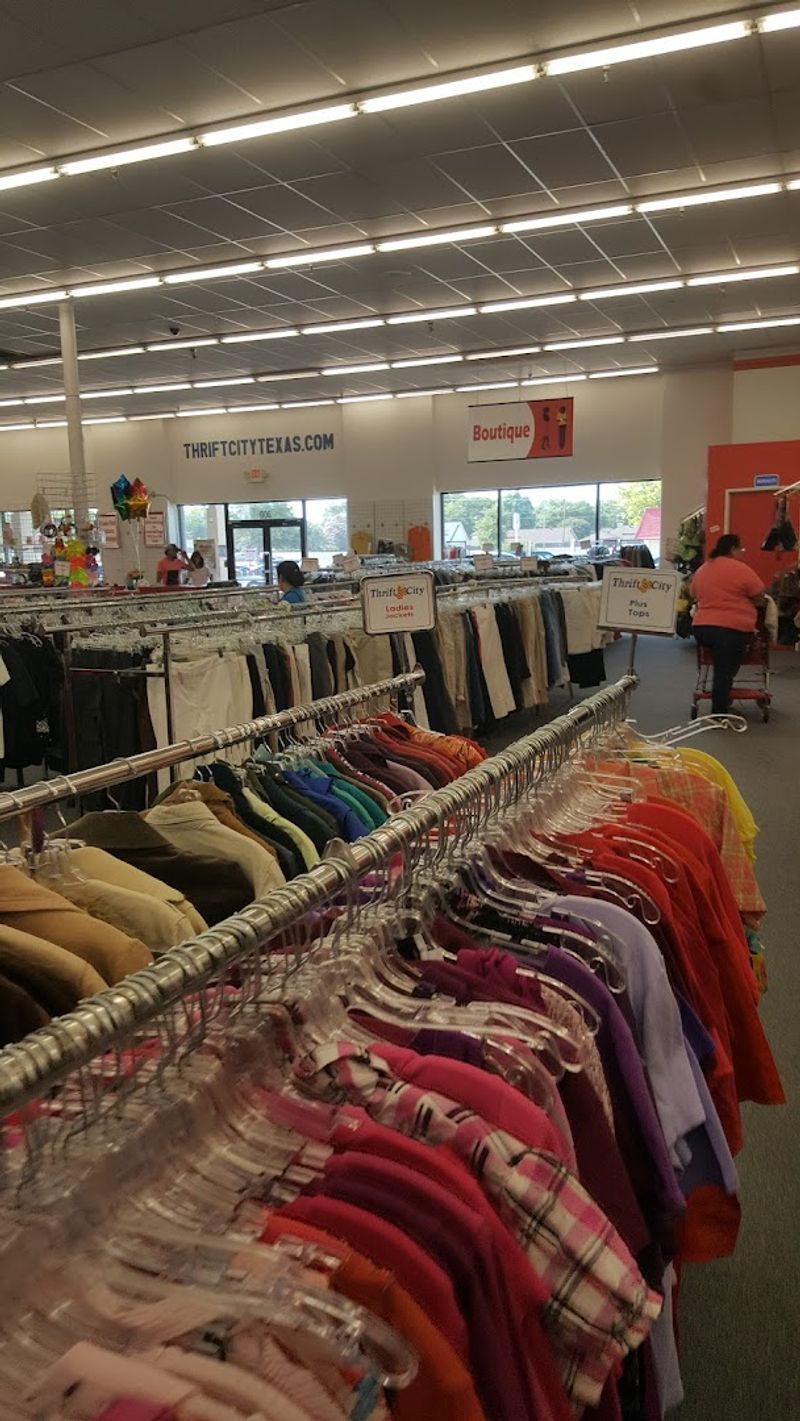 Rotating Inventory That Keeps Every Visit Fresh