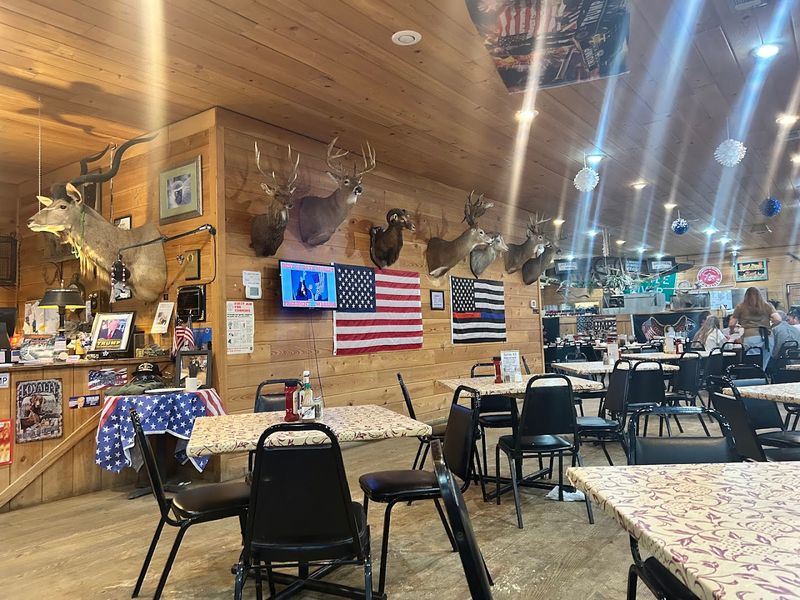 Rustic Cabin Atmosphere You Will Not Forget