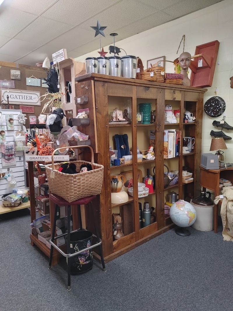 Rustic, Primitive, and Handcrafted Items Galore