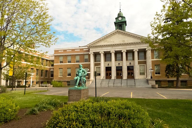 SUNY Oswego Brings Energy and Lifelong Learning Opportunities