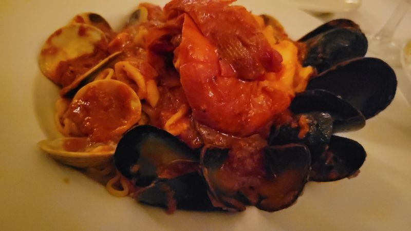Seafood Dishes Loaded with Fresh, Bold Flavor Seafood Dishes Loaded with Fresh, Bold Flavor