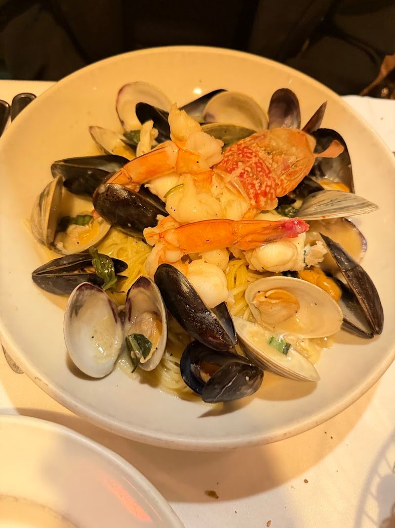 Seafood Dishes That Steal the Show Seafood Dishes That Steal the Show