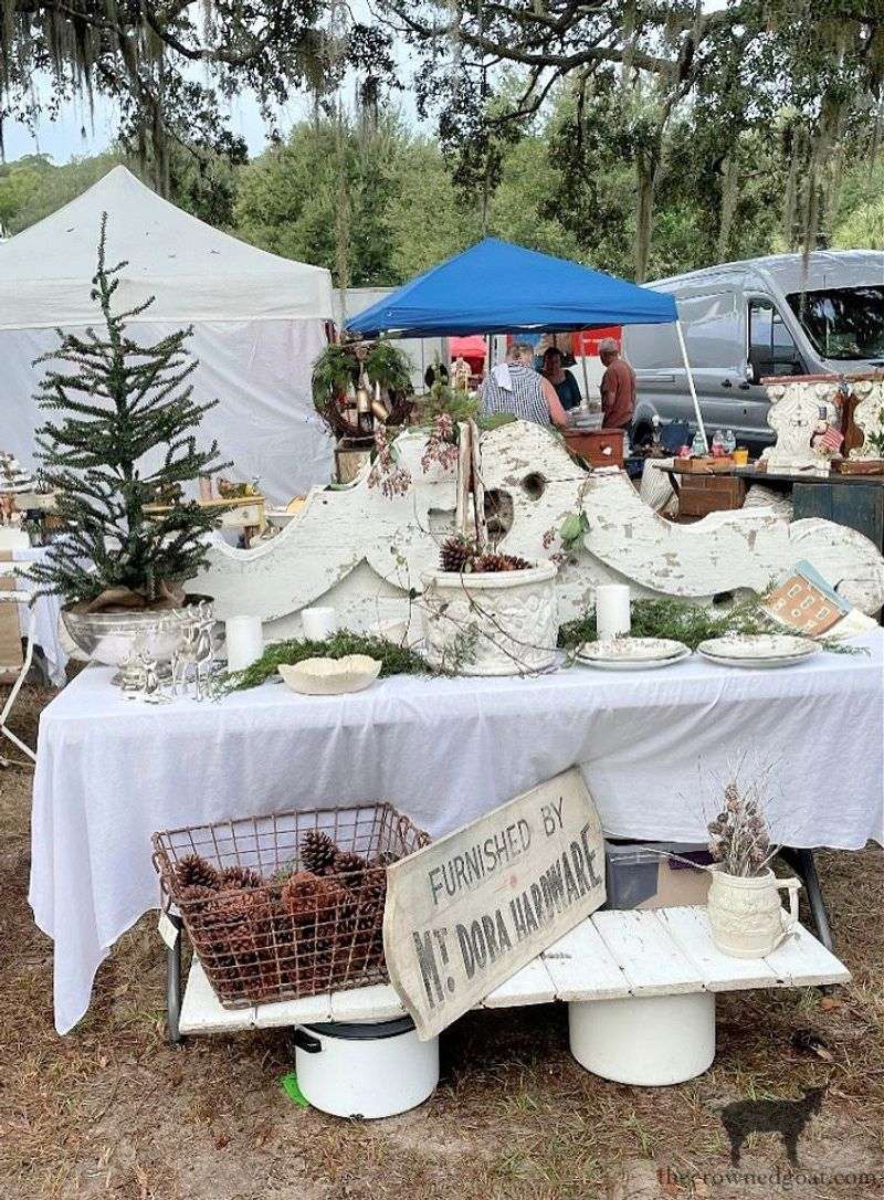 Seasonal Antique Extravaganza Events