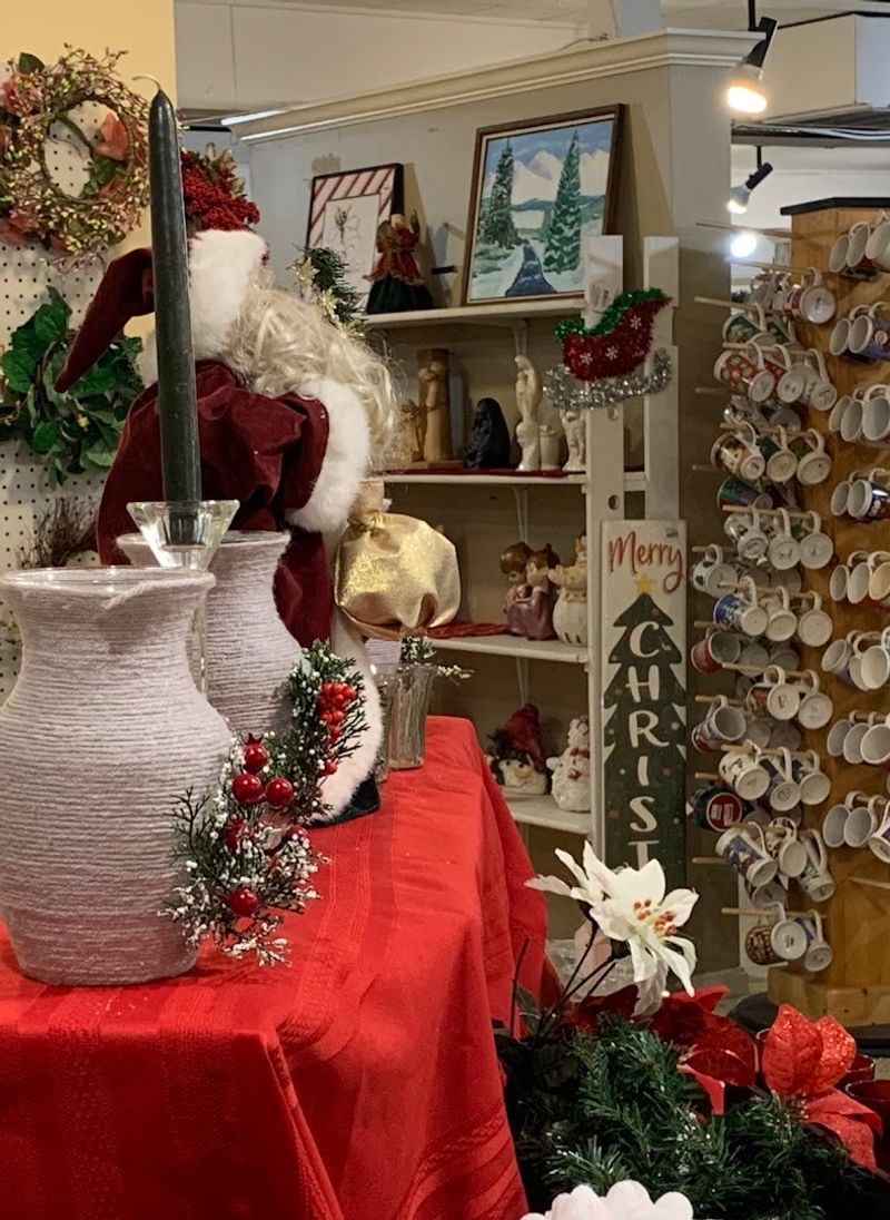 Seasonal Decor and Holiday Treasures