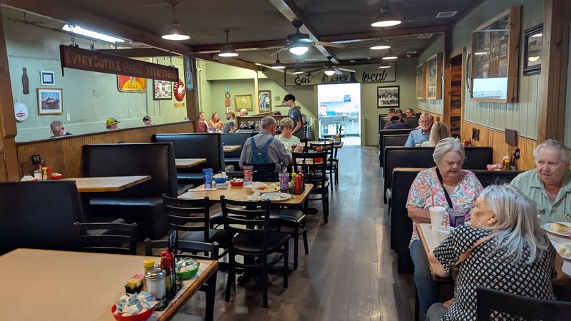 Servers Who Treat Every Customer Like Family