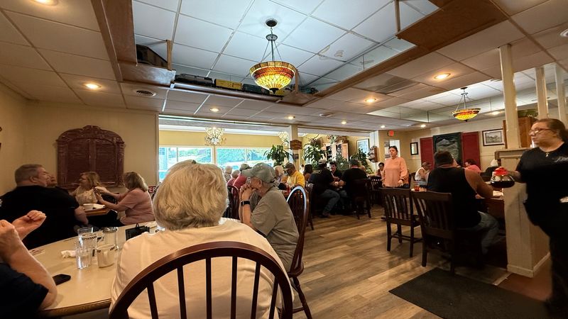Service So Fast and Friendly It Sets the Standard
