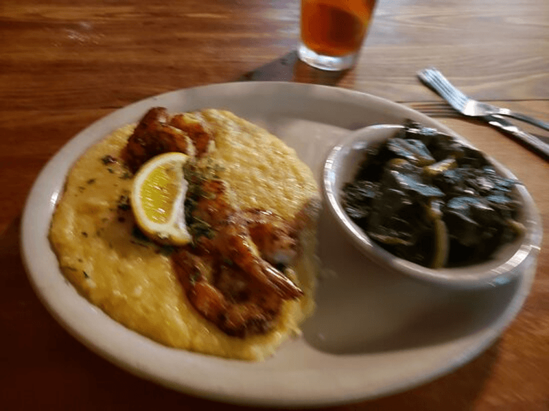 Shrimp and Grits Done the Southern Way