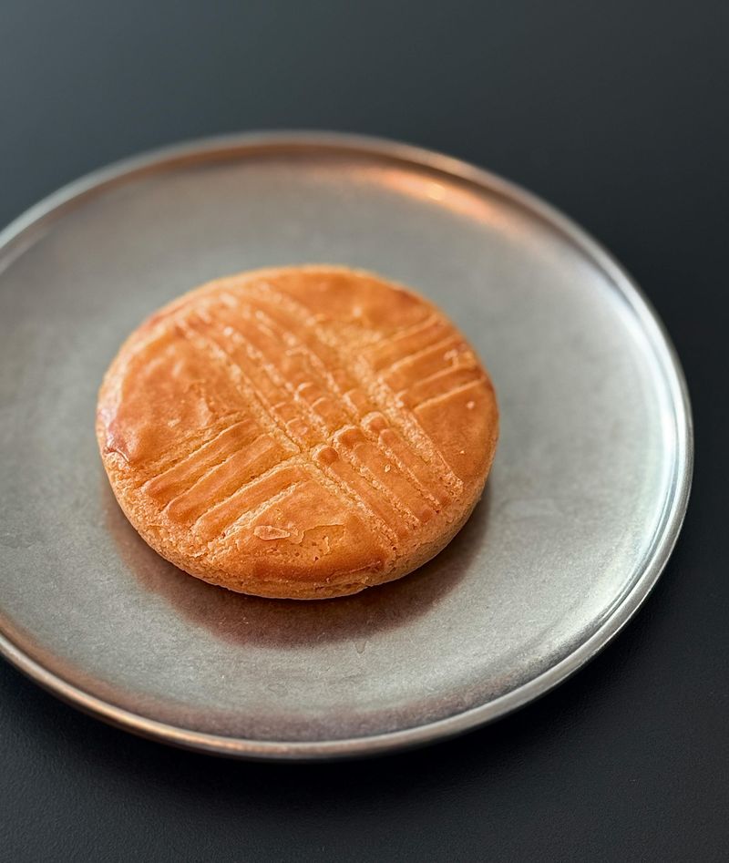 Single Biscuit