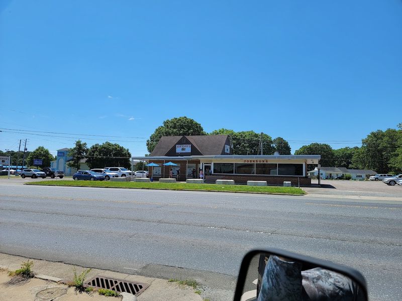 Small Town Vibes With a Big-Time Reputation