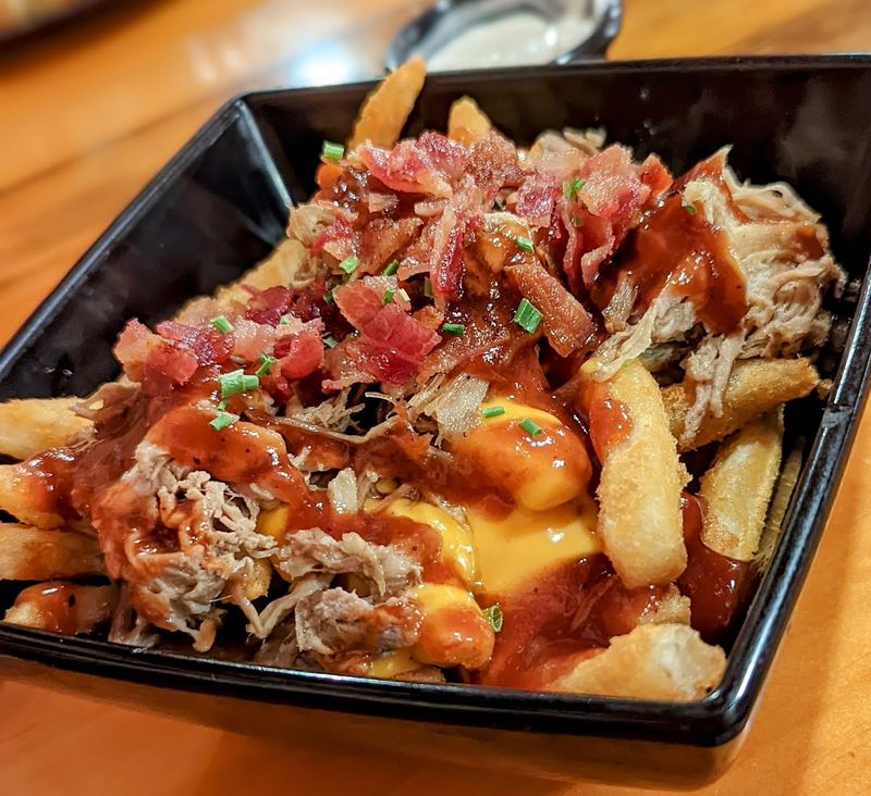 Smokehouse Mac and Cheese That Hits Like a Hug
