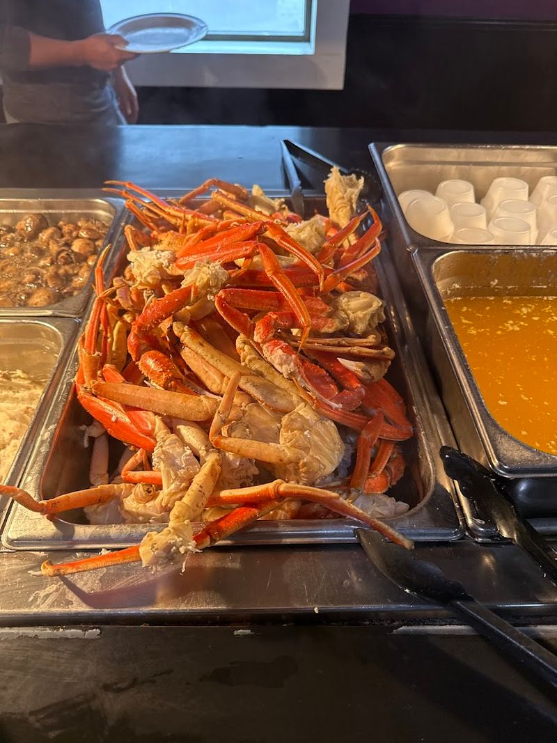 Snow Crab Legs That Keep the Crowds Coming