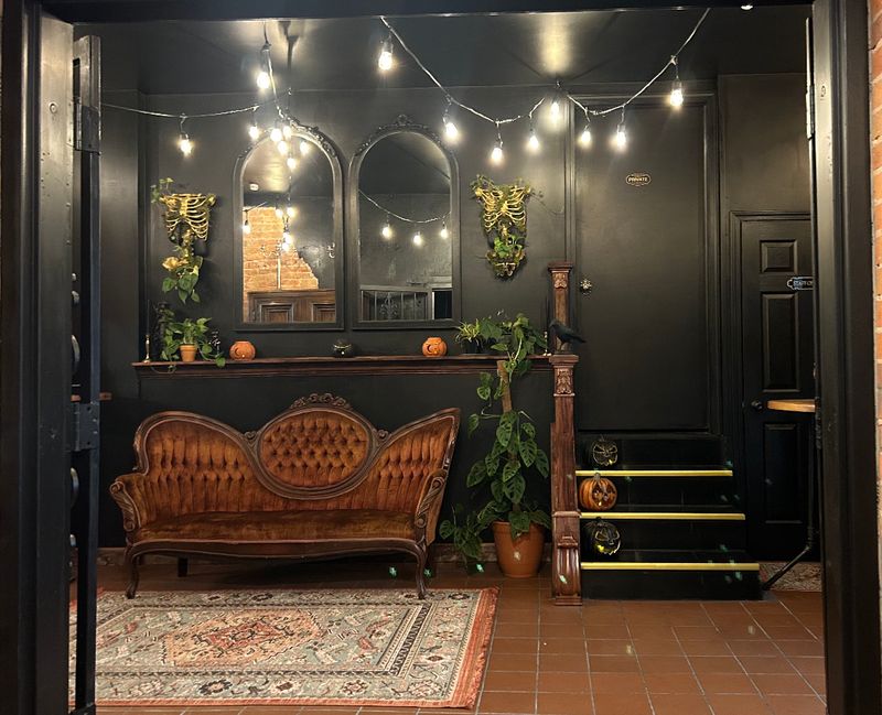 Special Events and Themed Nights That Go Beyond Coffee