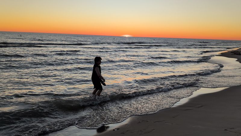 Spectacular Sunsets Over Lake Michigan Spectacular Sunsets Over Lake Michigan